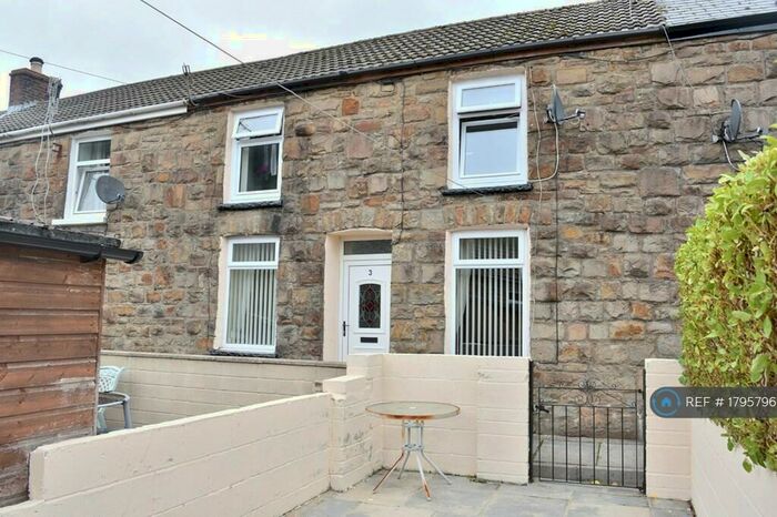 3 Bedroom Terraced House To Rent In Blaenogwr Terrace, Nantymoel, Bridgend, CF32