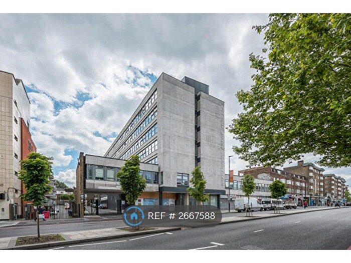 1 Bedroom Flat To Rent In Norwich House, London, SW16