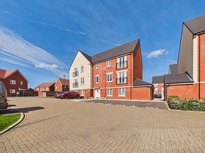 1 Bedroom Flat For Sale In Eames Way, Crawley, RH10