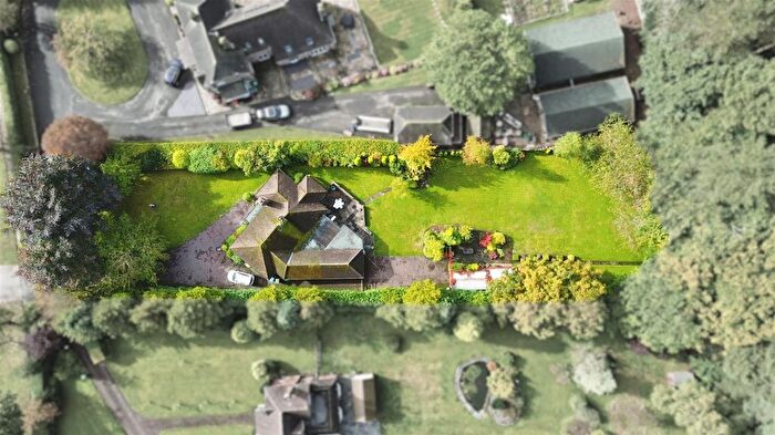 3 Bedroom Detached Bungalow For Sale In Derby Road, Mansfield, NG18