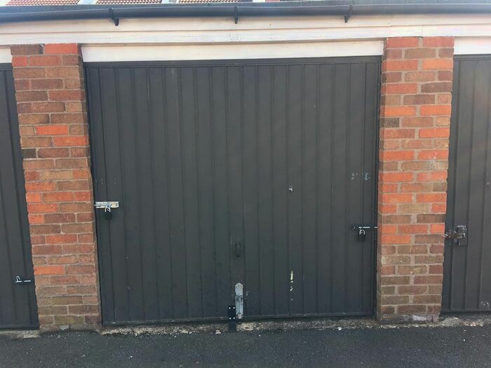 Garage / Parking To Rent In Garage, Woodway Lane, Walsgrave, Coventry, CV2
