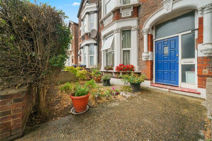 1 Bedroom Flat To Rent In St Pauls Avenue, London, NW2