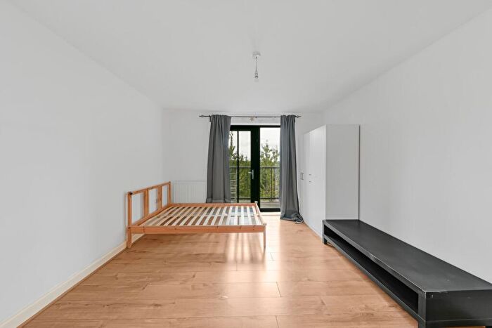 2 Bedroom Flat To Rent In Warburg Court, Mornington Close, NW9