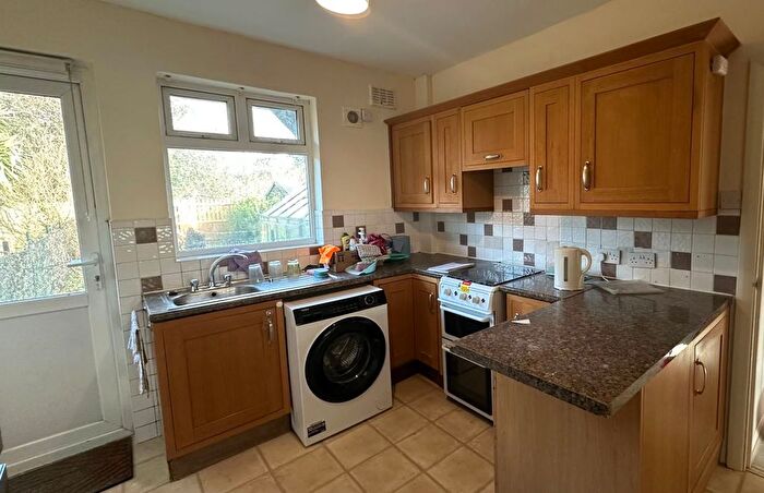 2 Bedroom Flat For Sale In - Tunnel Avenue, Greenwich, London, SE10