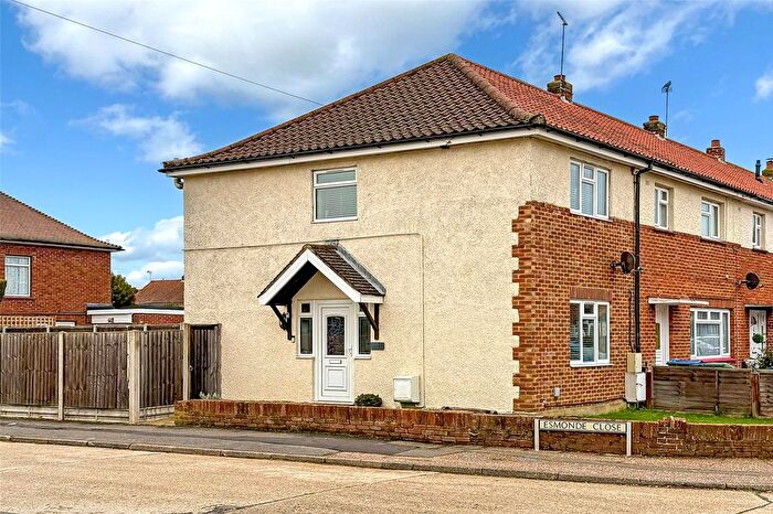 2 Bedroom End Terrace House For Sale In Esmonde Close, Littlehampton, West Sussex, BN17