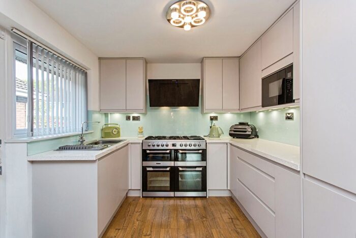 2 Bedroom Bungalow For Sale In Parkfield Close, Leyland, Lancashire, PR26