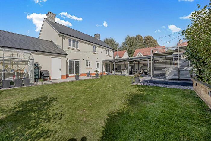 5 Bedroom Detached House For Sale In Sommerville Way, Bitton, BS30