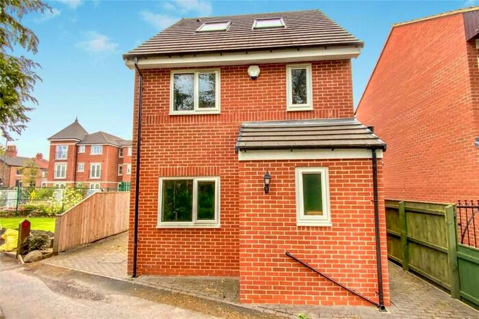3 Bedroom Detached House For Sale In Railway Cottages, Nunthorpe, Middlesbrough, Yorkshire, TS7