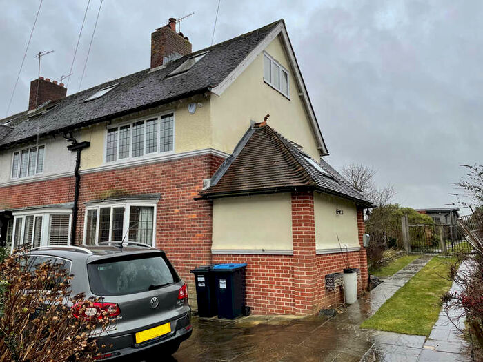 3 Bedroom Semi-Detached House To Rent In Salisbury Road, Godstone, RH9