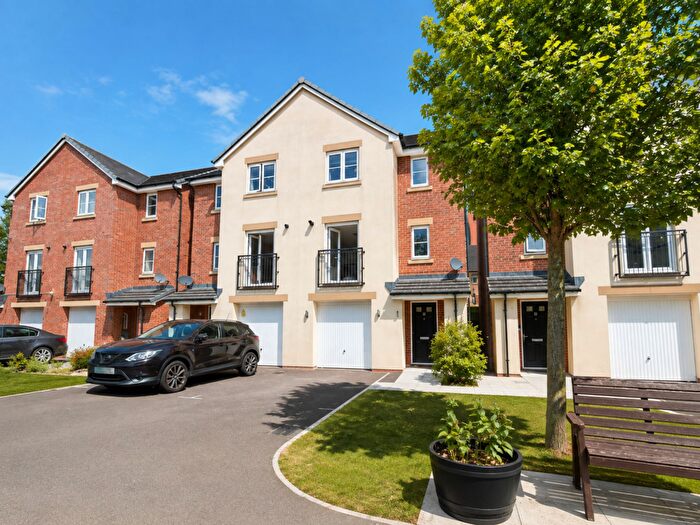 4 Bedroom Semi-Detached House For Sale In Calliope Crescent, Swindon, SN2