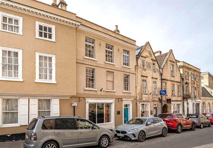 4 Bedroom Terraced House For Sale In Church Street, Bradford-On-Avon, BA15