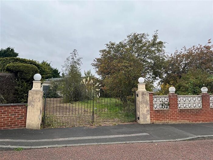 5 Bedroom Detached Bungalow For Sale In Holburn Gardens, Ryton, NE40