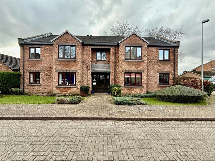 2 Bedroom Flat For Sale In Netherby Rise, Darlington, DL3