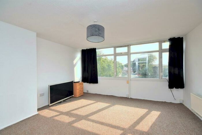 3 Bedroom Maisonette To Rent In Globe Place, Norwich, NR2