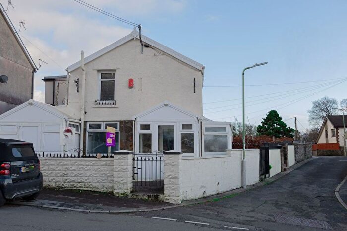 1 Bedroom Terraced House For Sale In A Exhibition Row, Aberdare, Mid Glamorgan, CF44
