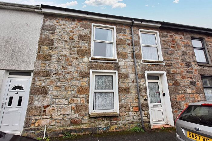 2 Bedroom Property For Sale In Carnathen Street, Camborne, TR14