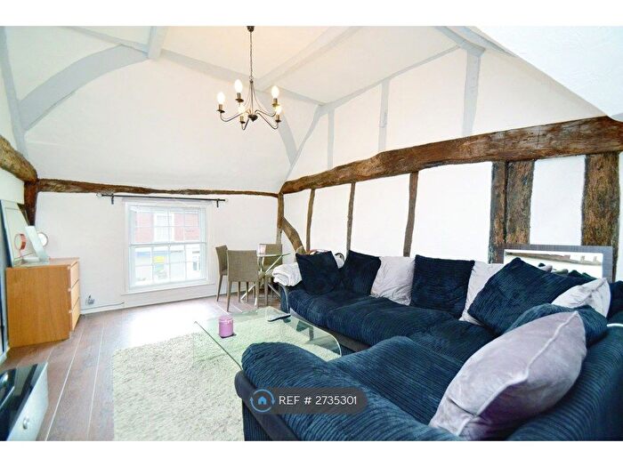 1 Bedroom Maisonette To Rent In High Street, Redbourn, St. Albans, AL3