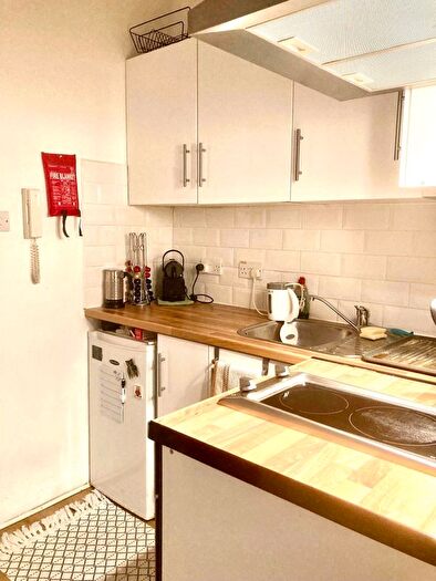 Studio To Rent In West End Lane, West Hampstead, NW6