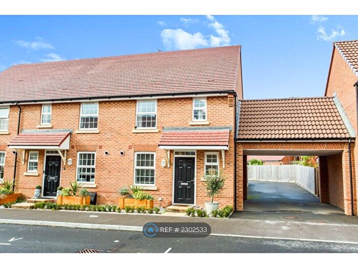 3 Bedroom End Of Terrace House To Rent In Agincourt Drive, Sarisbury Green, Southampton, SO31