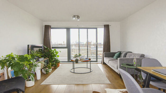 1 Bedroom Apartment To Rent In Tweed Walk, London, E14