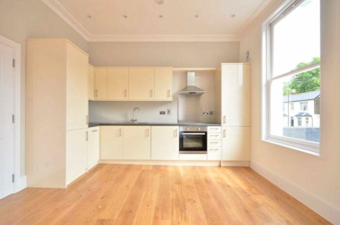 1 Bedroom Flat To Rent In Norwood Road, London, SE24