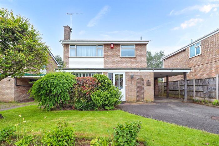 3 Bedroom Detached House For Sale In Jacklin Drive, Styvechale, Coventry, CV3