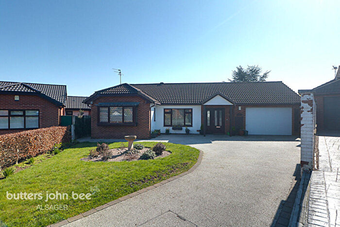 2 Bedroom Detached Bungalow For Sale In Wynbank Close, Bignall End, ST7