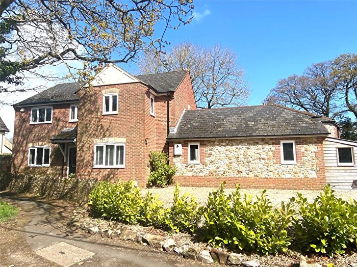 4 Bedroom Detached House For Sale In Culmstock Road, Hemyock, Cullompton, Devon, EX15