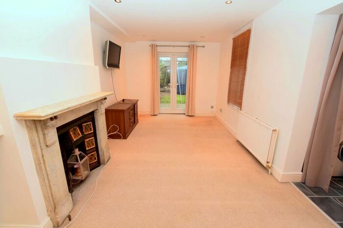 1 Bedroom Flat To Rent In Manor Road, Leyton E10