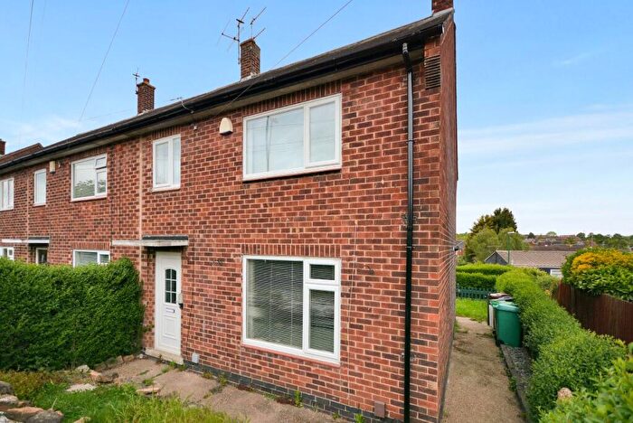 3 Bedroom End Of Terrace House For Sale In Lechlade Road, Nottingham, NG5
