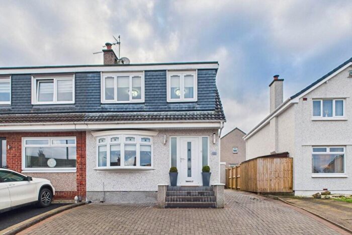 3 Bedroom Semi-Detached House For Sale In Dalcraig Crescent, Blantyre, G72