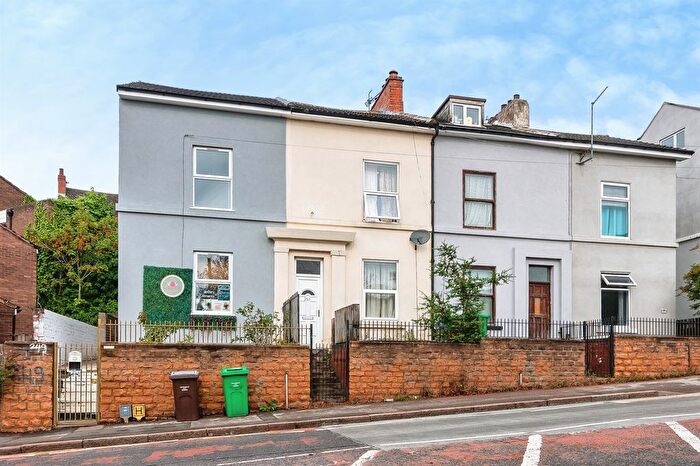 3 Bedroom Terraced House For Sale In Woodborough Road, Nottingham, NG3