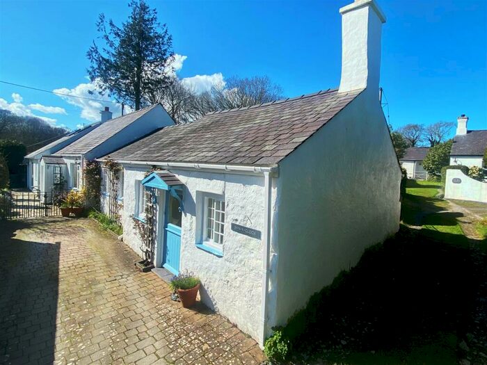 3 Bedroom Cottage For Sale In Llanfaes, Beaumaris, LL58