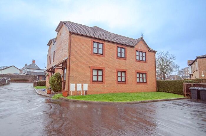 2 Bedroom Property For Sale In Sunnybank, Westerleigh Road, Downend, BS16