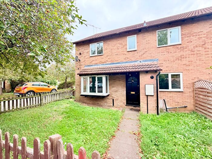 2 Bedroom Property To Rent In Senwick Drive, Wellingborough, NN8