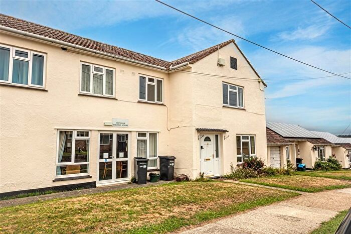 3 Bedroom Semi-Detached House For Sale In Kents Lane, South Chard, Chard, TA20