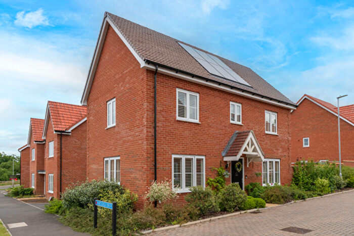 3 Bedroom Detached House For Sale In Haylock Drive, Bishop's Stortford, Hertfordshire, CM23