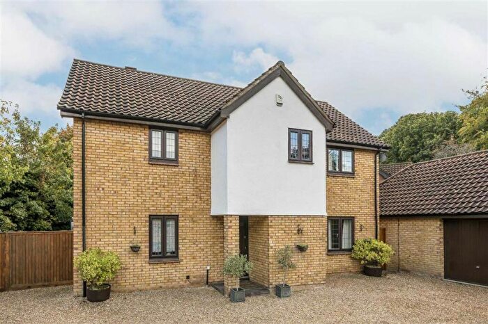 5 Bedroom House To Rent In Highgrove Close, Chislehurst, BR7