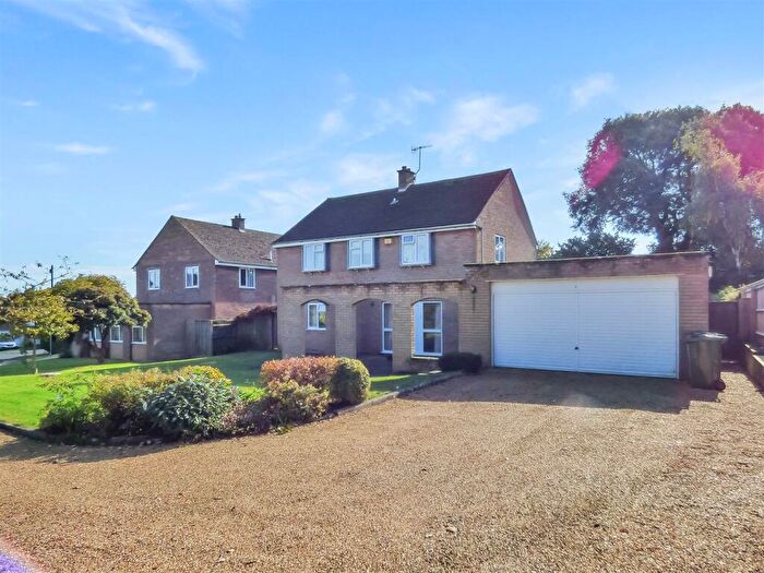 4 Bedroom Detached House For Sale In Hands Paddock, Newbold On Stour, Stratford-upon-Avon, CV37