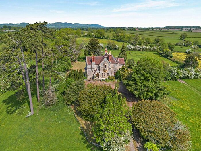 4 Bedroom Detached House For Sale In Mill Lane, Staunton, Gloucester, Gloucestershire, GL19