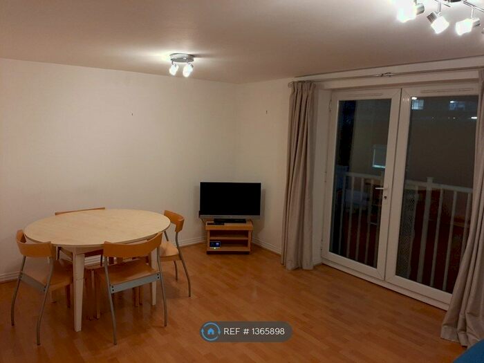 2 Bedroom Flat To Rent In Carpathian Court, Birmingham, B18