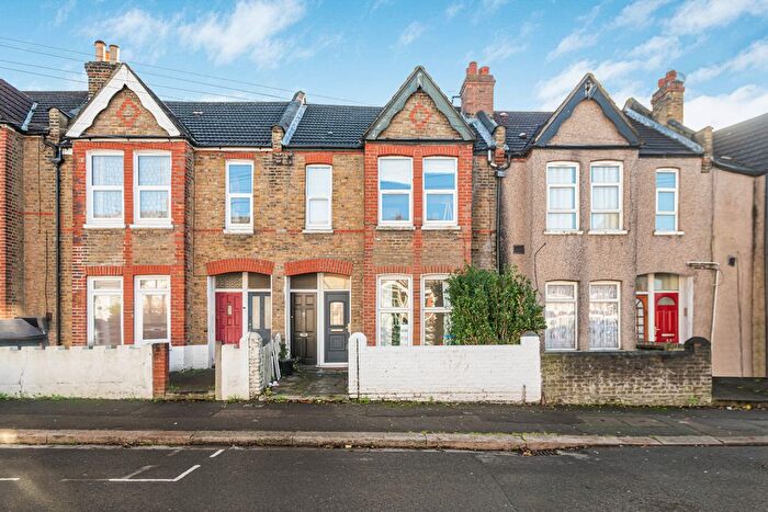 1 Bedroom Maisonette For Sale In Burlington Road, Thornton Heath, CR7