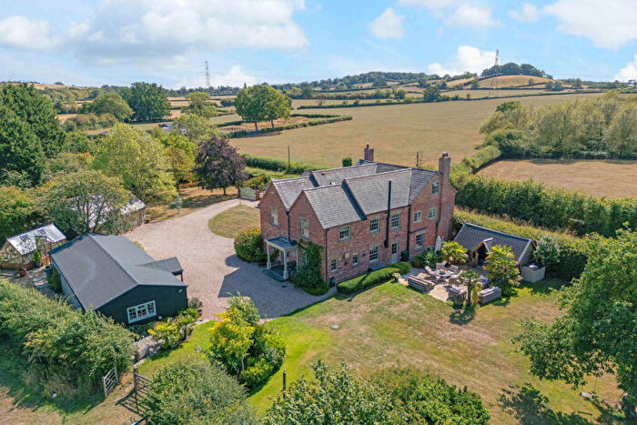 7 Bedroom Farm House For Sale In Woodgate Road Stoke Prior Bromsgrove, Worcestershire, B60