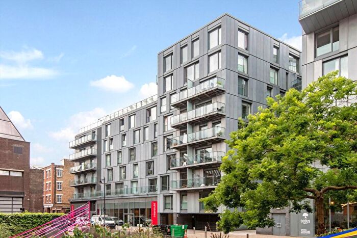 1 Bedroom Flat To Rent In Brewhouse Yard, Clerkenwell, EC1V