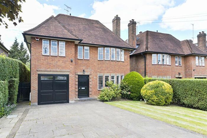 6 Bedroom Detached House To Rent In Kingsley Way, Hampstead Garden Suburb, N2
