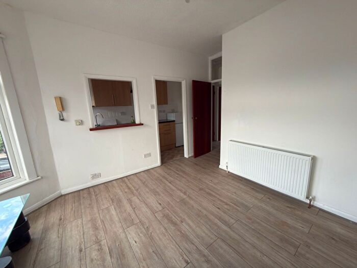 1 Bedroom Flat To Rent In Ilford, IG1