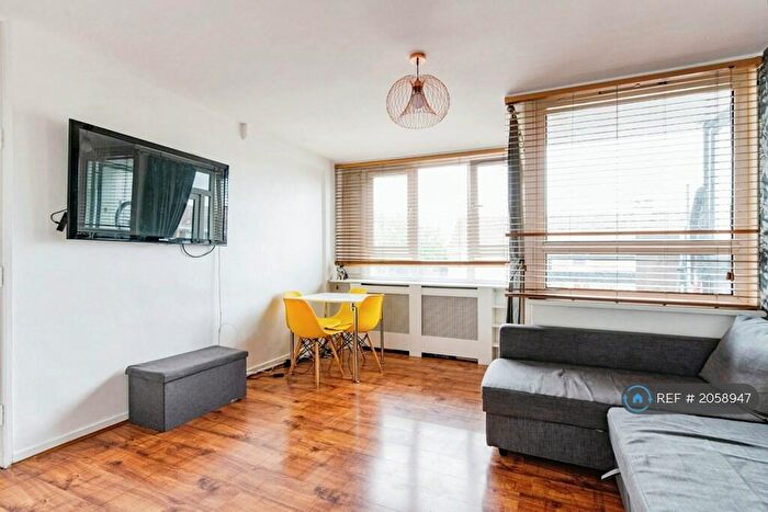 1 Bedroom Flat To Rent In Rowan Court, London, SE15