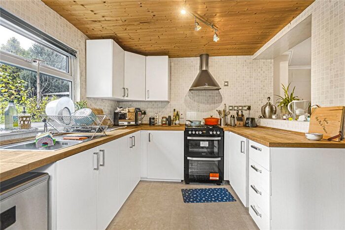 3 Bedroom End Of Terrace House For Sale In Arnold Road, Oxford, Oxfordshire, OX4