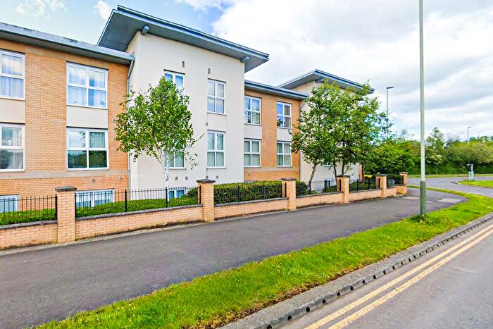 2 Bedroom Flat To Rent In Gemini Close, Cheltenham, GL51