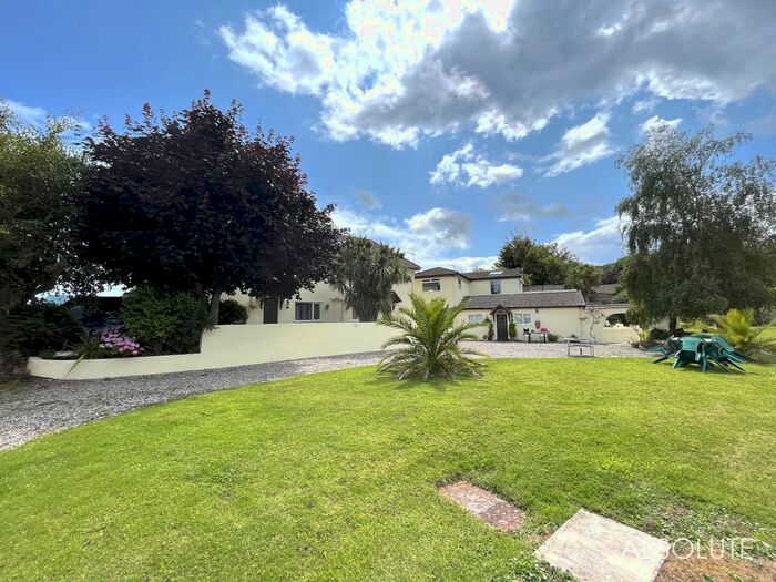 1 Bedroom Flat To Rent In Devon Palms, Teignmouth Road, TQ1